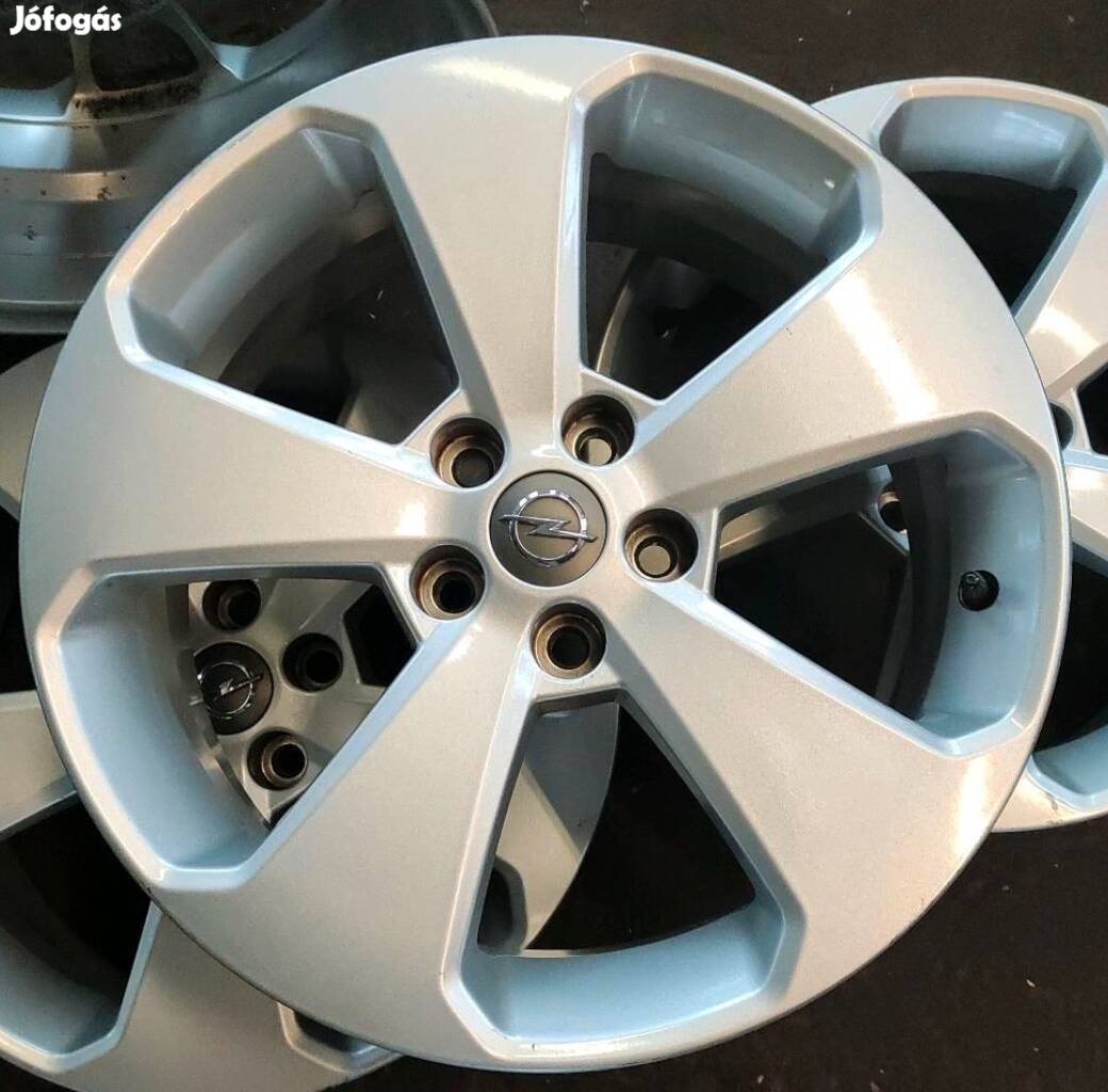 Opel 17es gyári alufelni 5x105 Mokka Astra Tpms