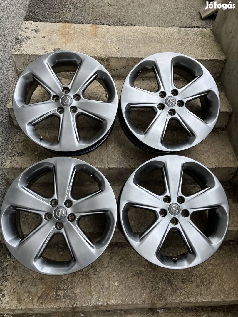 Opel 18 col 5x105 gyári alufelni astra j k mokka
