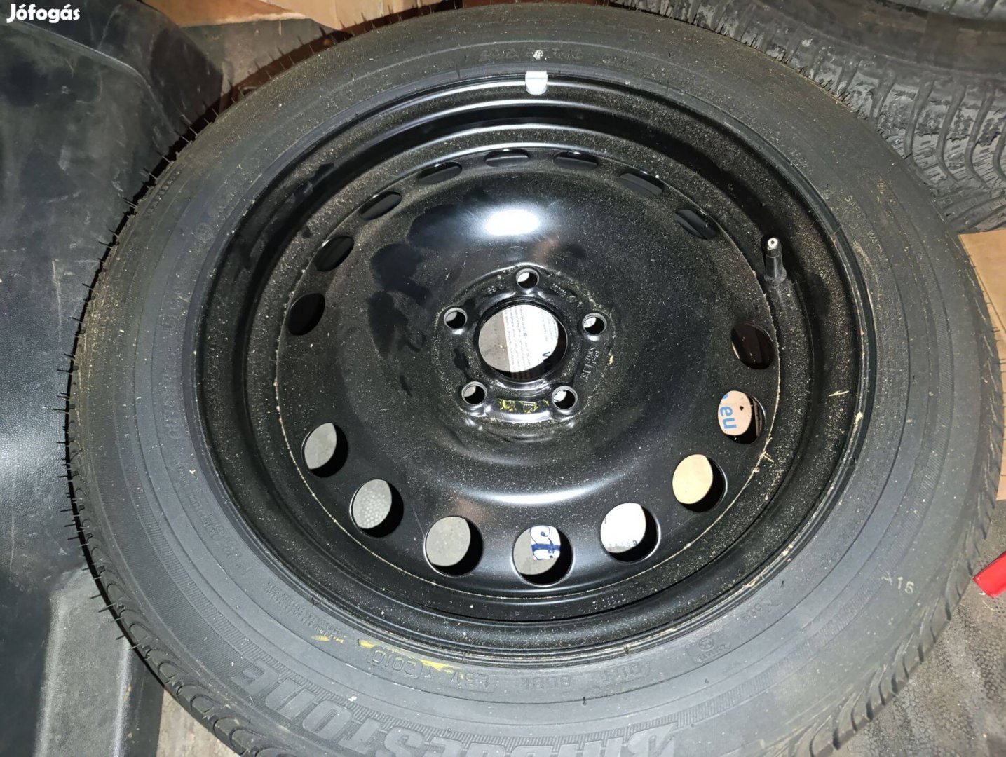 Opel 205/55R16 nyári gumi acélfelnin