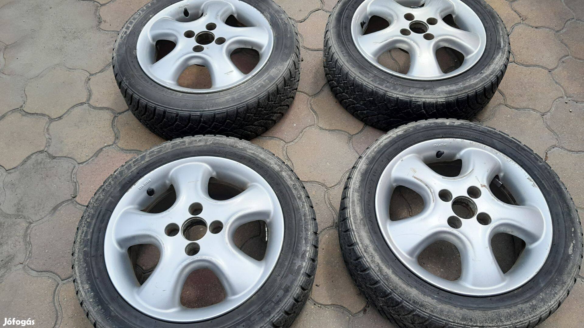 Opel 4 X 100 gyári 15-ös alufelni