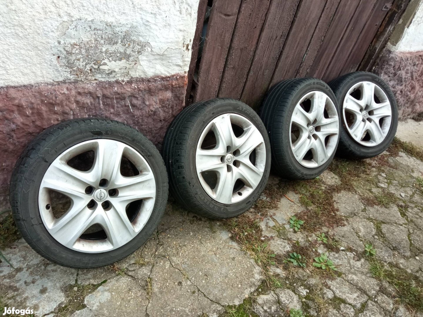 Opel 5x105 felni szett nyári gumival 17"