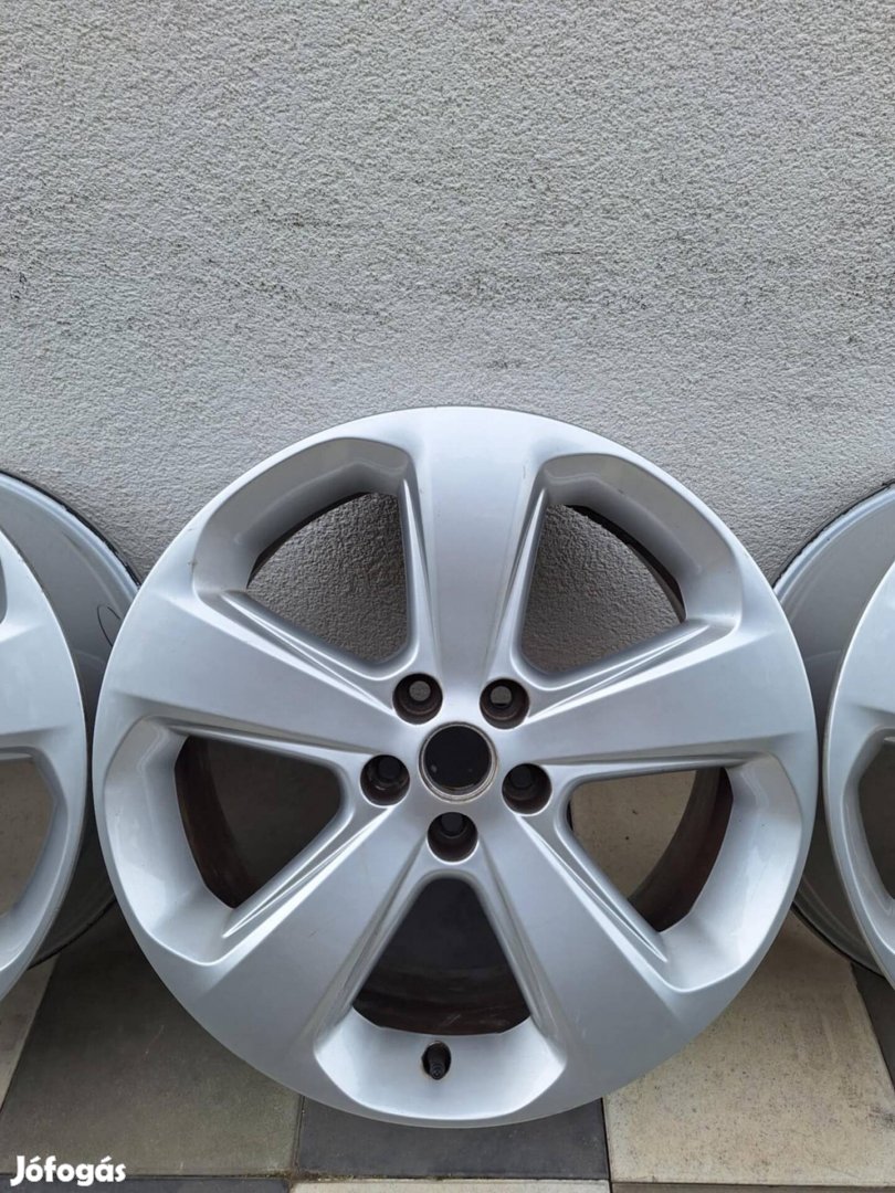 Opel 5x105 gyári 18 colos felni szép állapotban Astra Mokka Cruze Trax