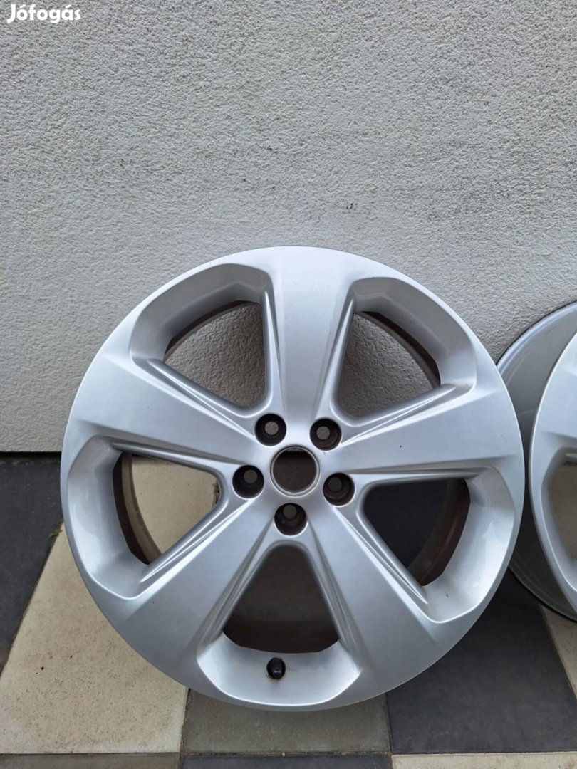 Opel 5x105 gyári 18 colos felni szép állapotban Astra Mokka Cruze Trax