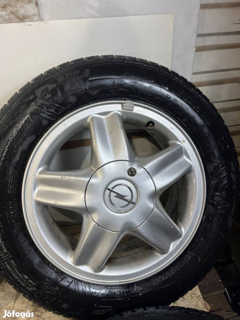 Opel 5x110 15"- os gyári szett 