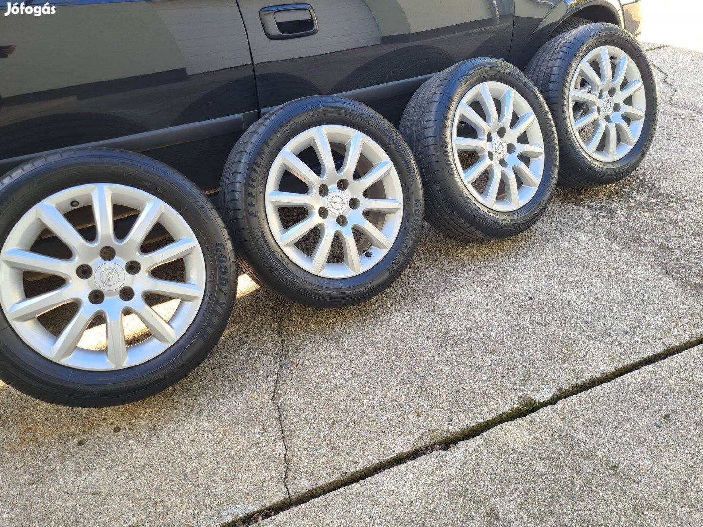 Opel 5x110 alufelni 205/55 R16 nyárigumival