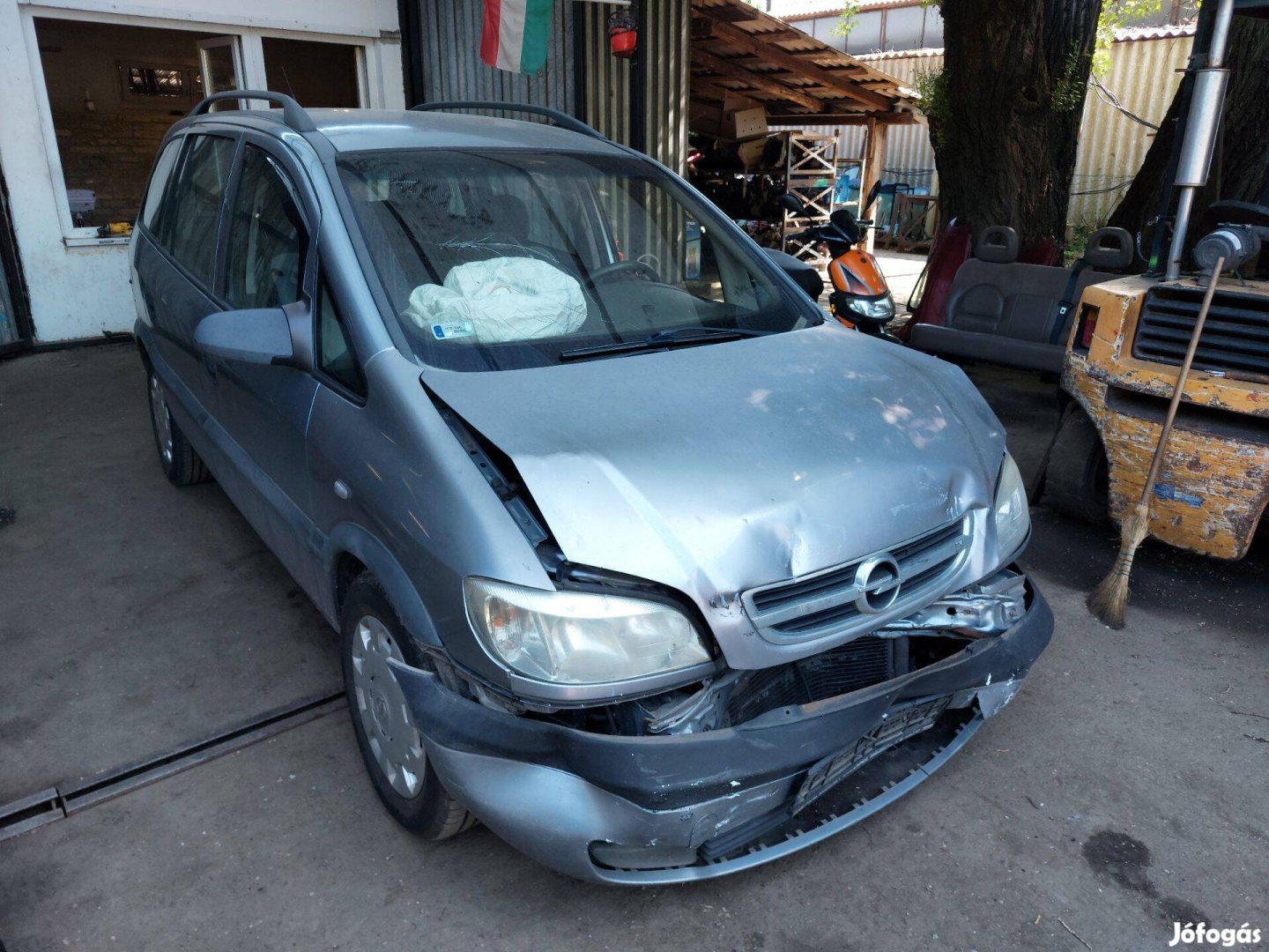 Opel A Zafira 1.6 alkatrészei