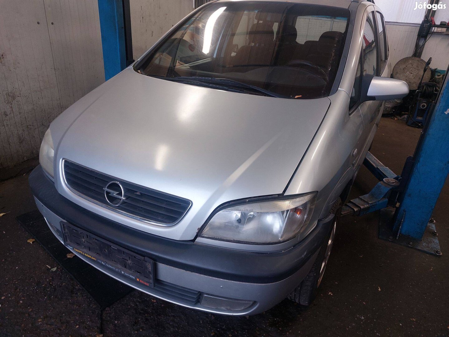 Opel A Zafira karosszéria elemei Z147