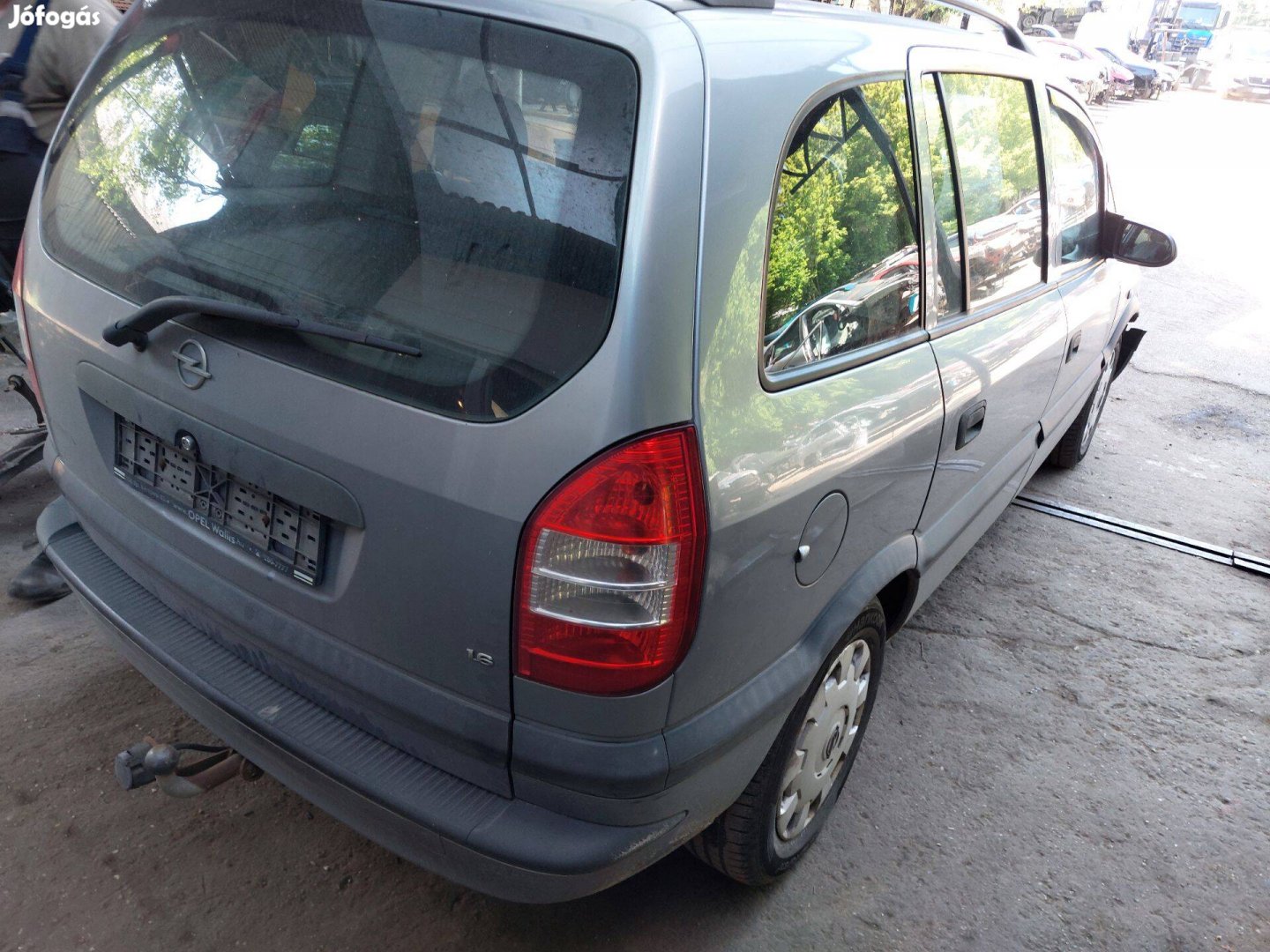 Opel A Zafira karosszéria elemei Z163