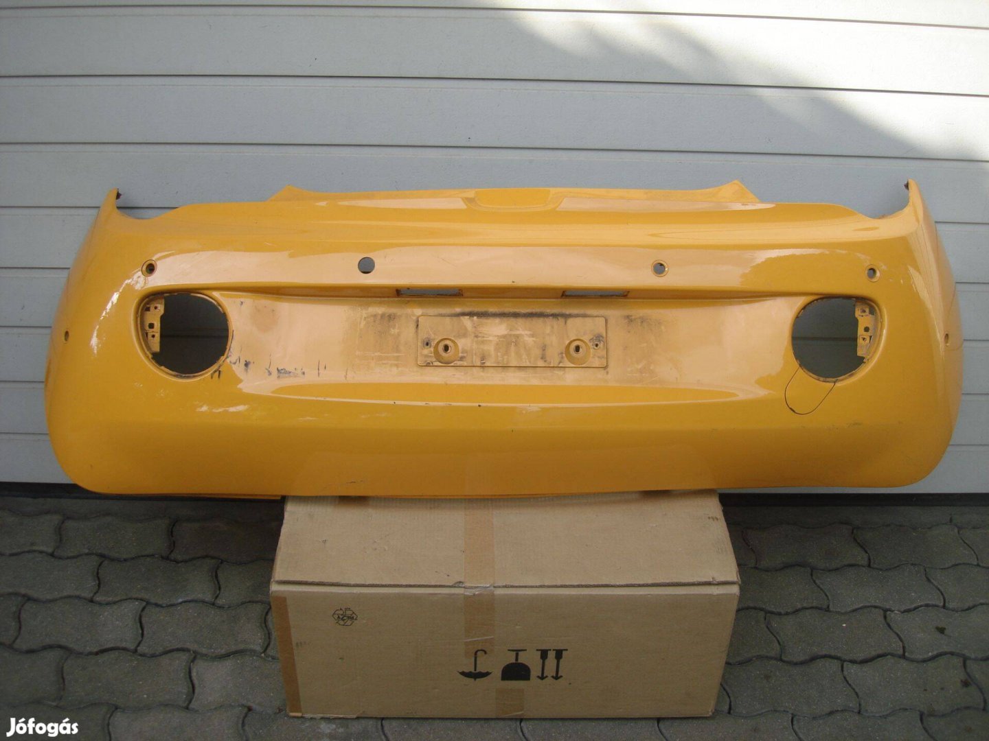 Opel Adam radaros hátsó lökhárító 13356473 2013-tól hibátlan