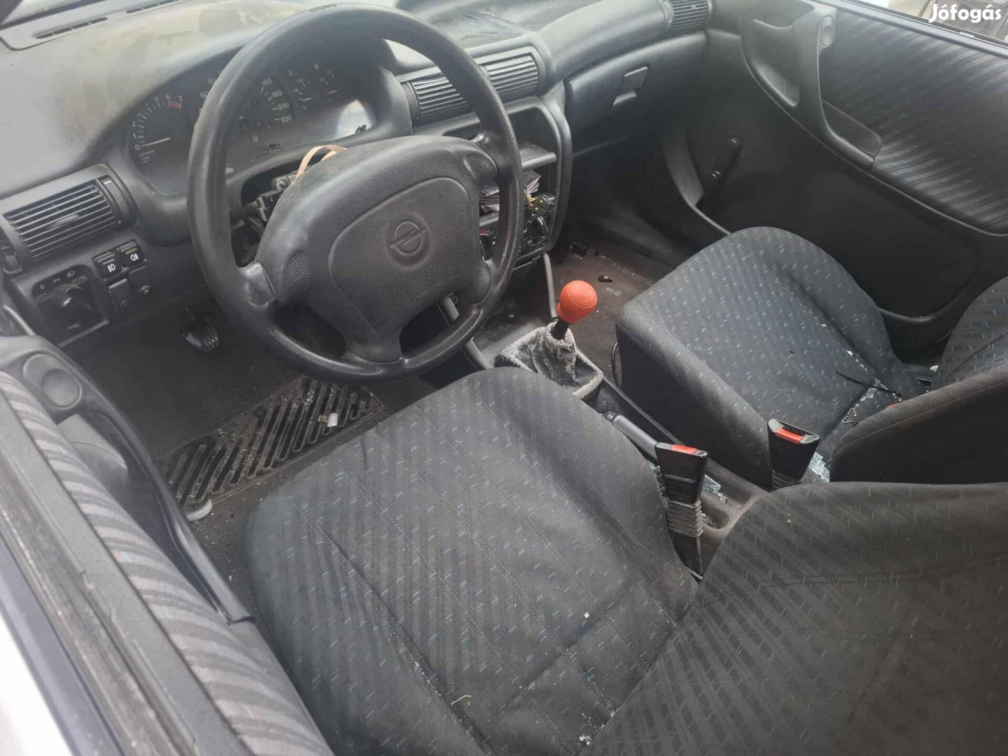 Opel Astra 1.6 16v bontás 