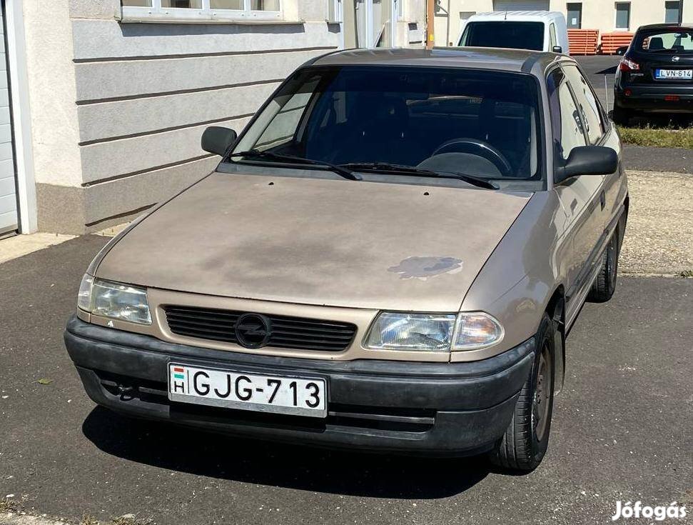 Opel Astra F 1.4 GL Vonóhorgos - Magyarországi...
