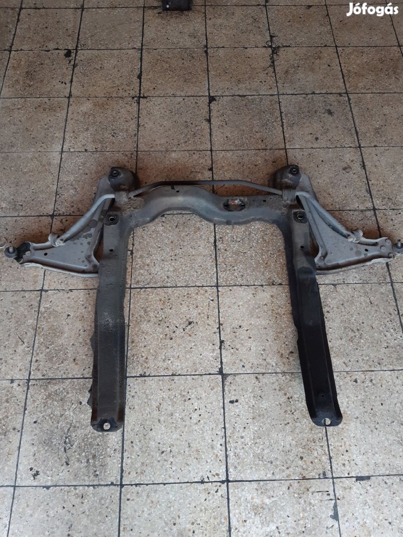 Opel Astra F Első Bölcső +Első Kanyarstabilizátor Rúd
