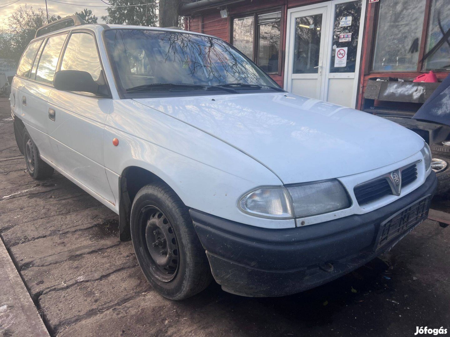 Opel Astra F (1999) 1.6i X16SZR Alkatrészek #M3353