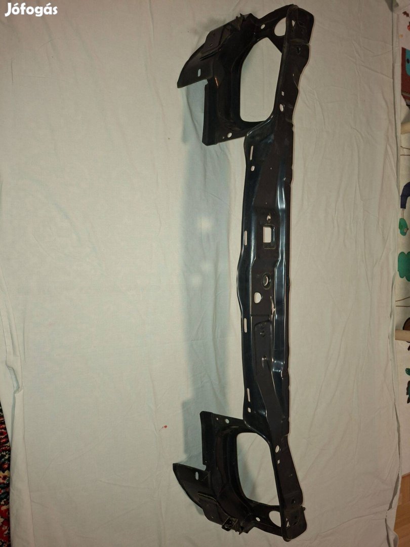 Opel Astra F első homlokfal / zárhíd alsó tartóelem/ határolófal