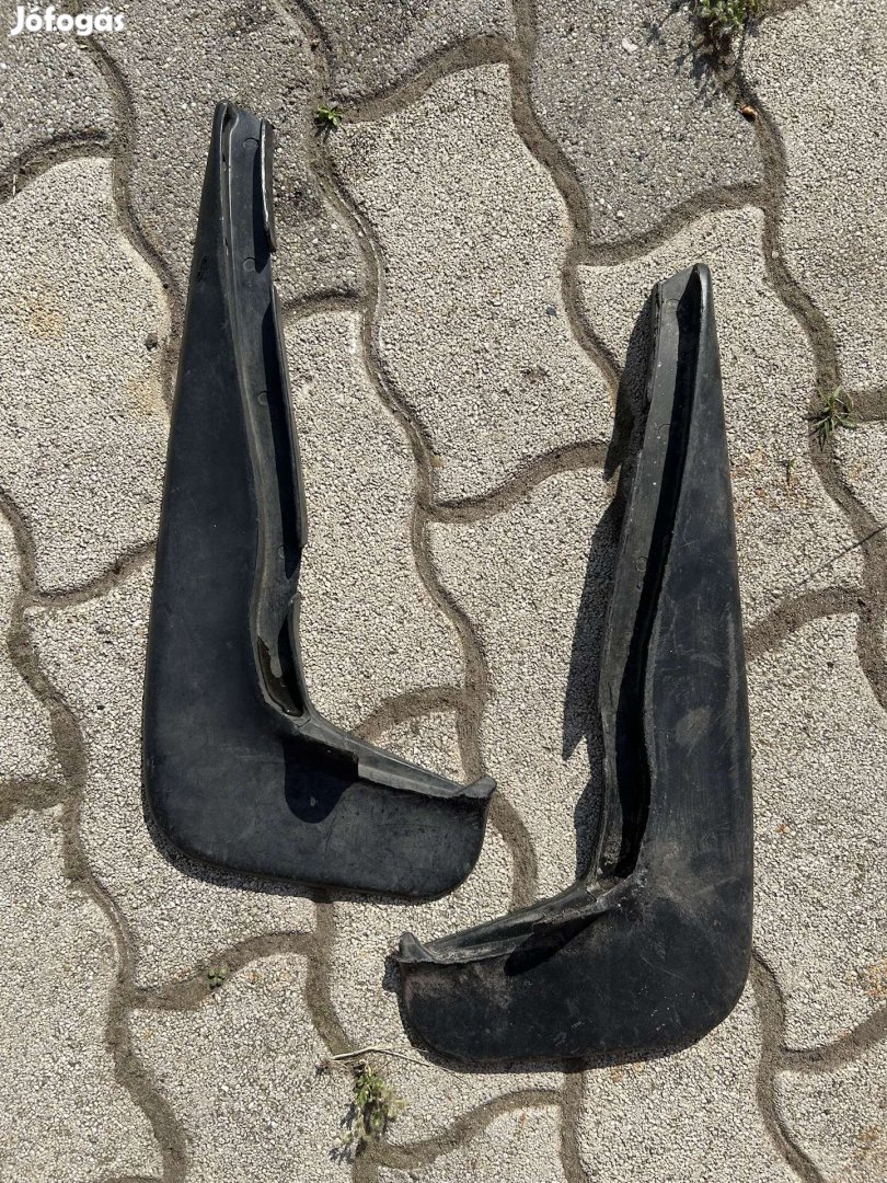 Opel Astra F gyári sárfogó gumi pár