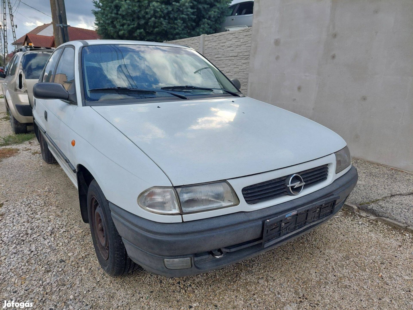 Opel Astra F motorháztető