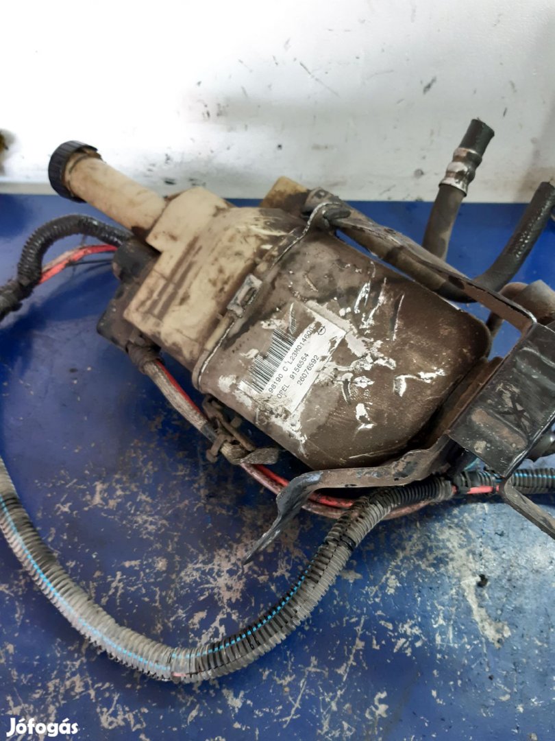 Opel Astra G Kormányszervó Szivattyú Szervó Tartály