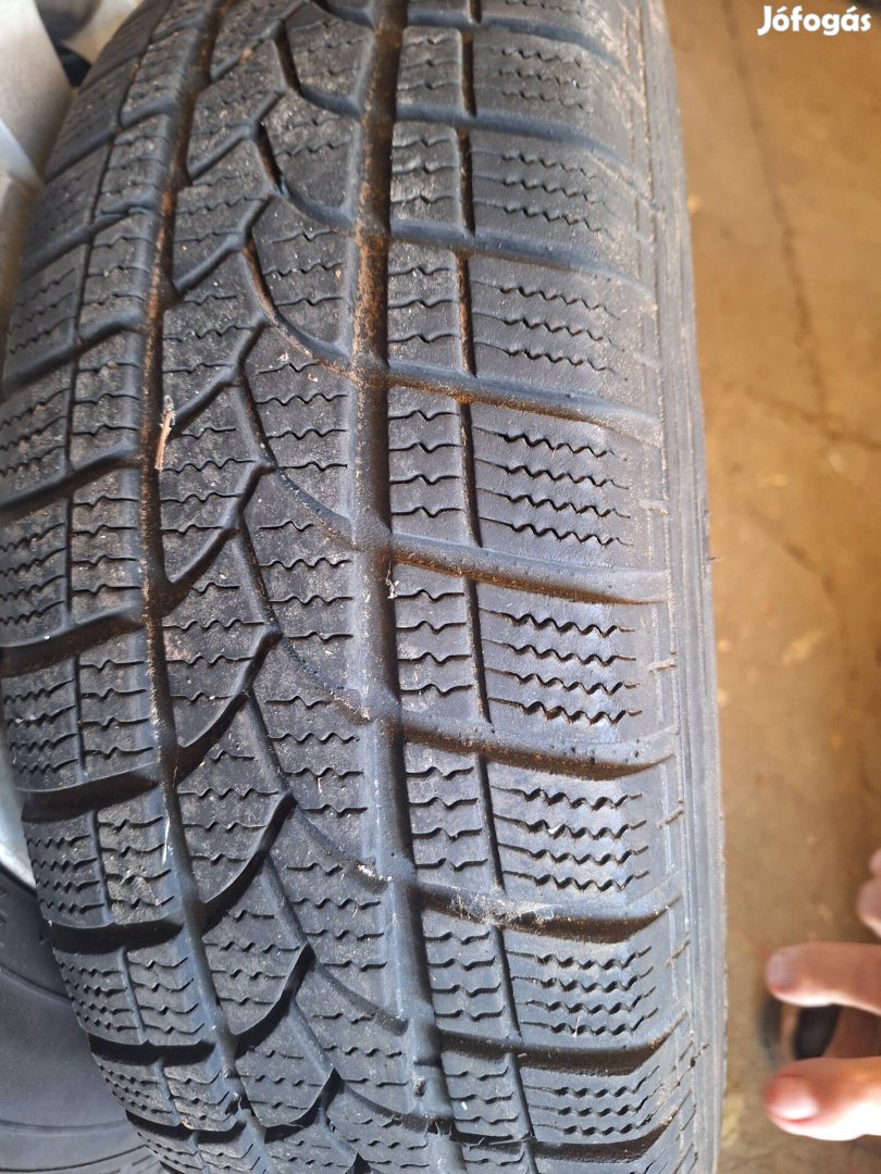 Opel Astra G. Téli gumi garnitúra Eladó. 