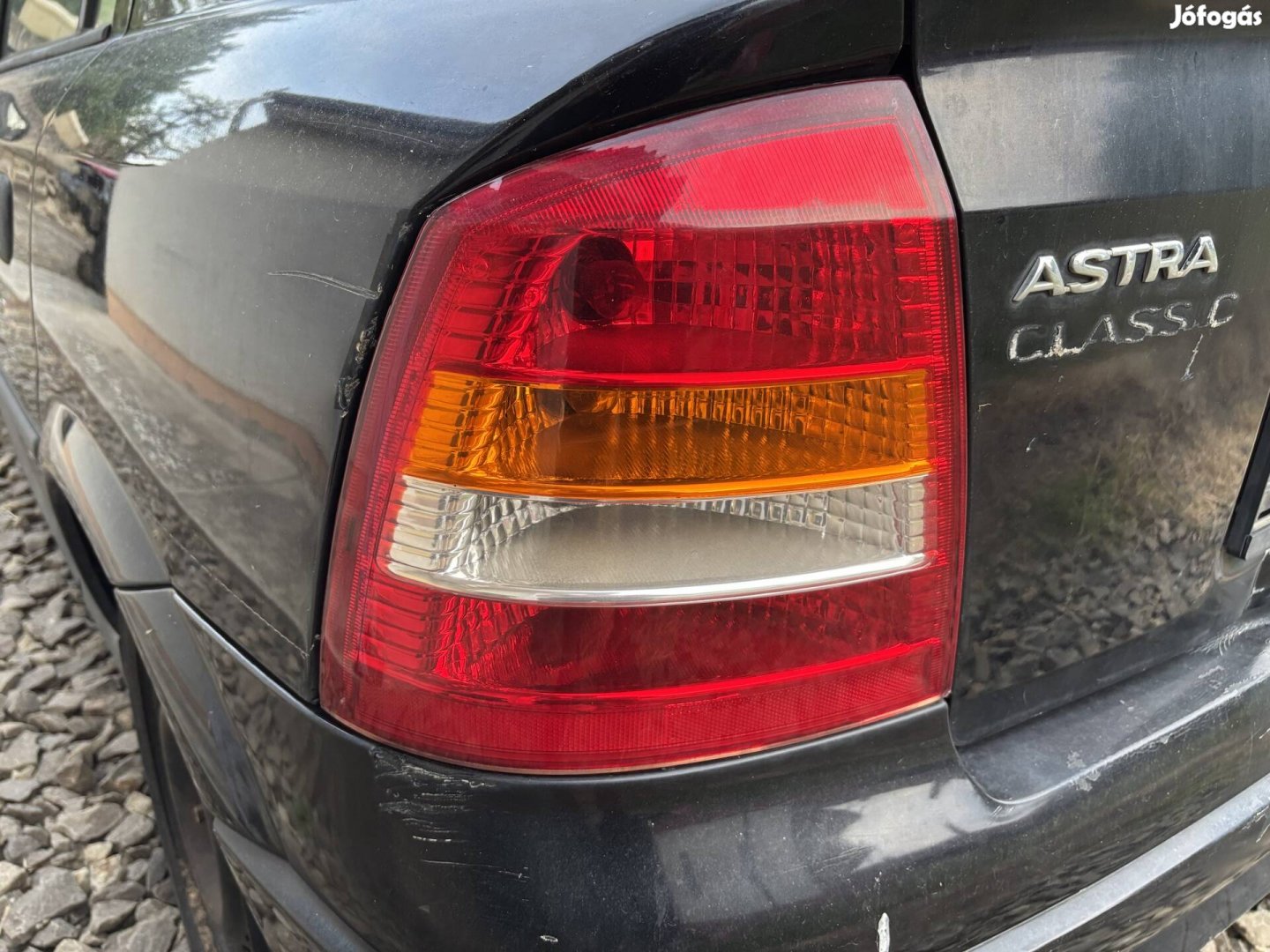 Opel Astra G ferdehátú hátsó lámpa pár 