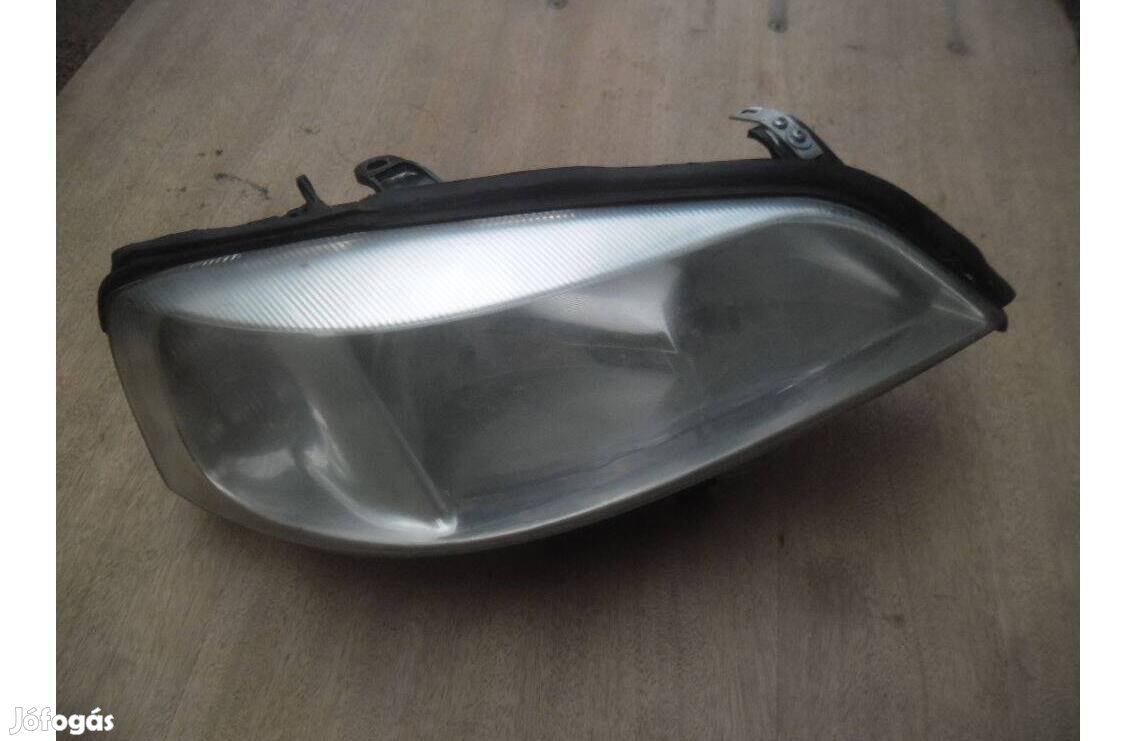Opel Astra G jobb fényszóró első lámpa