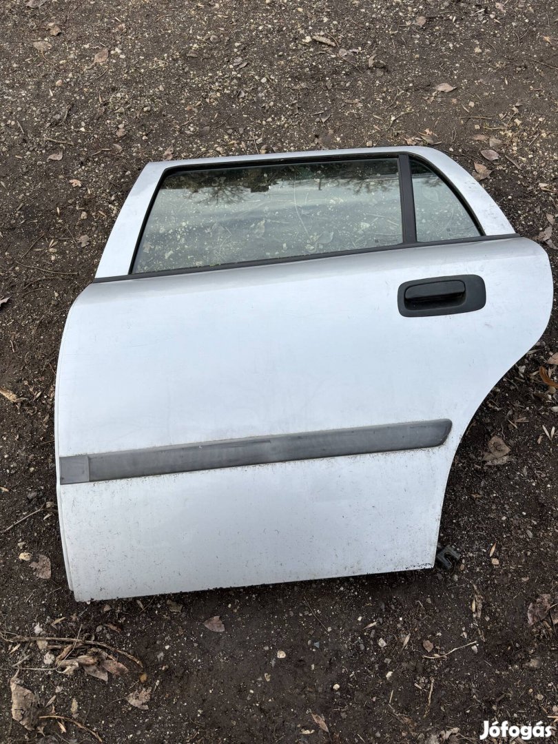 Opel Astra G kombi bal hátsó ajtó ezüst 
