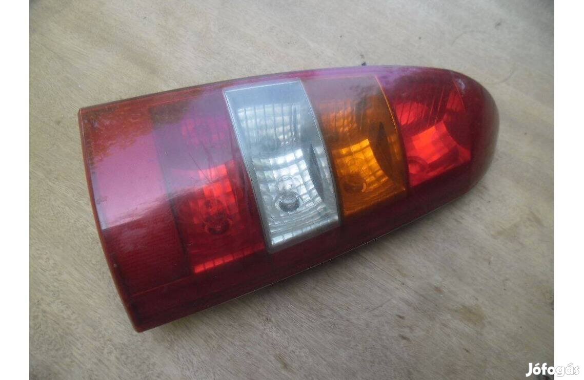 Opel Astra G kombi jobb hátsó lámpa + foglalat