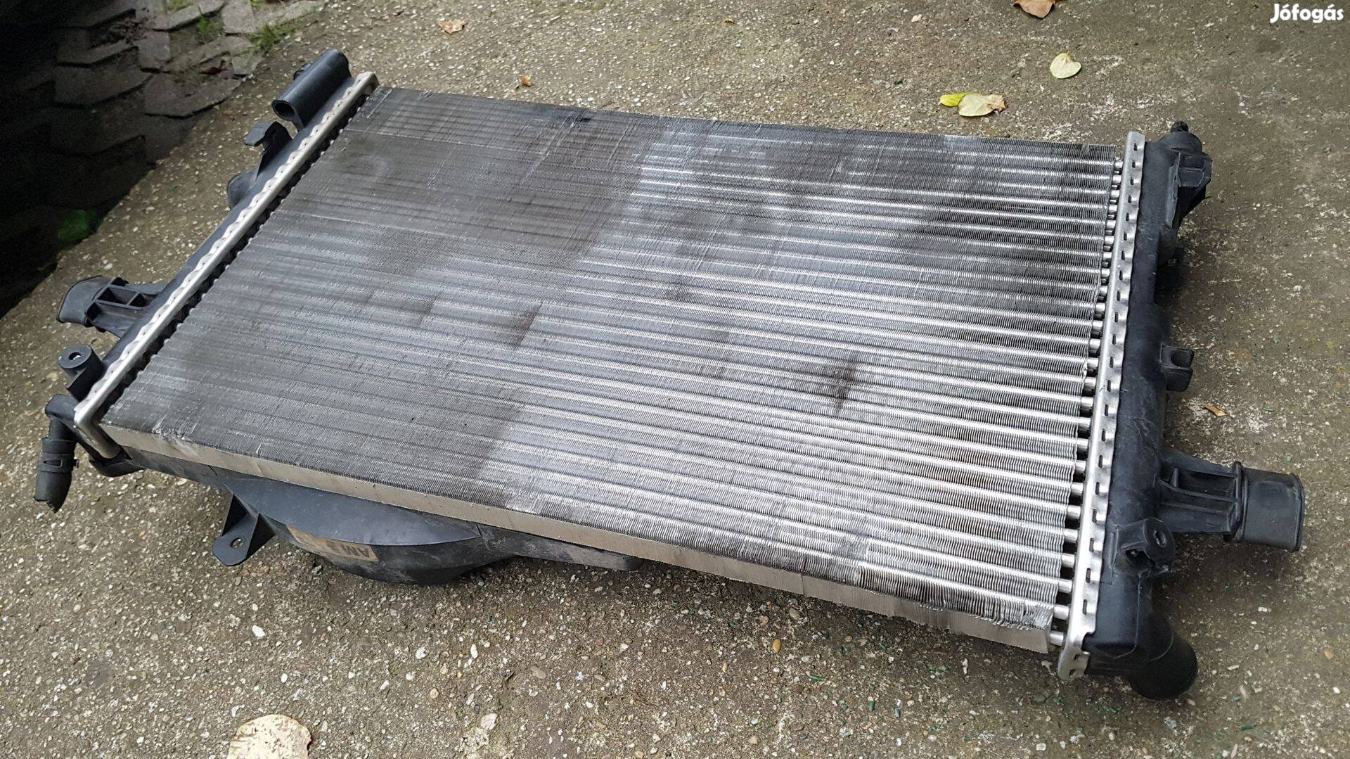 Opel Astra G vízhűtő Behr Hella 15e Ft