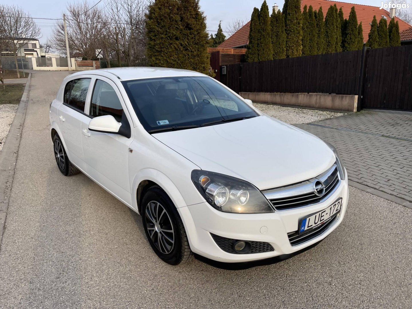 Opel Astra H 1.4 Cosmo magyarországi szervizelt...