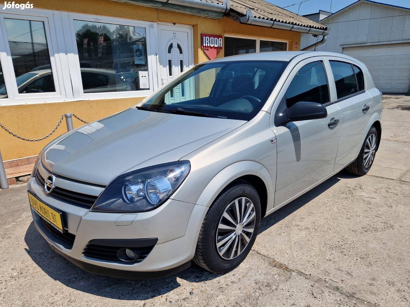 Opel Astra H 1.4 Essentia Mo-i. 1. Tulajdonos!