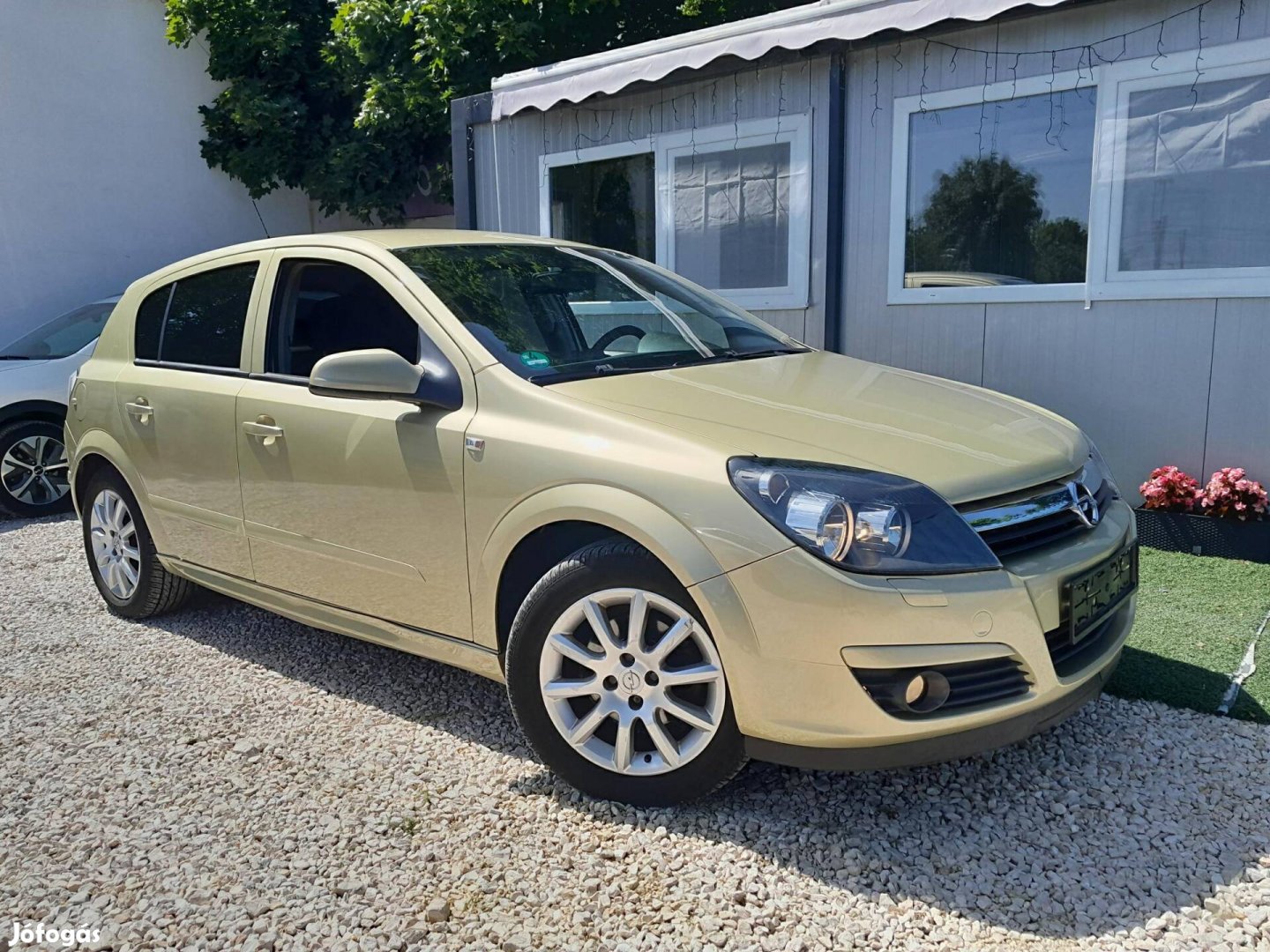 Opel Astra H 1.6 Cosmo Easytronic 164e km!