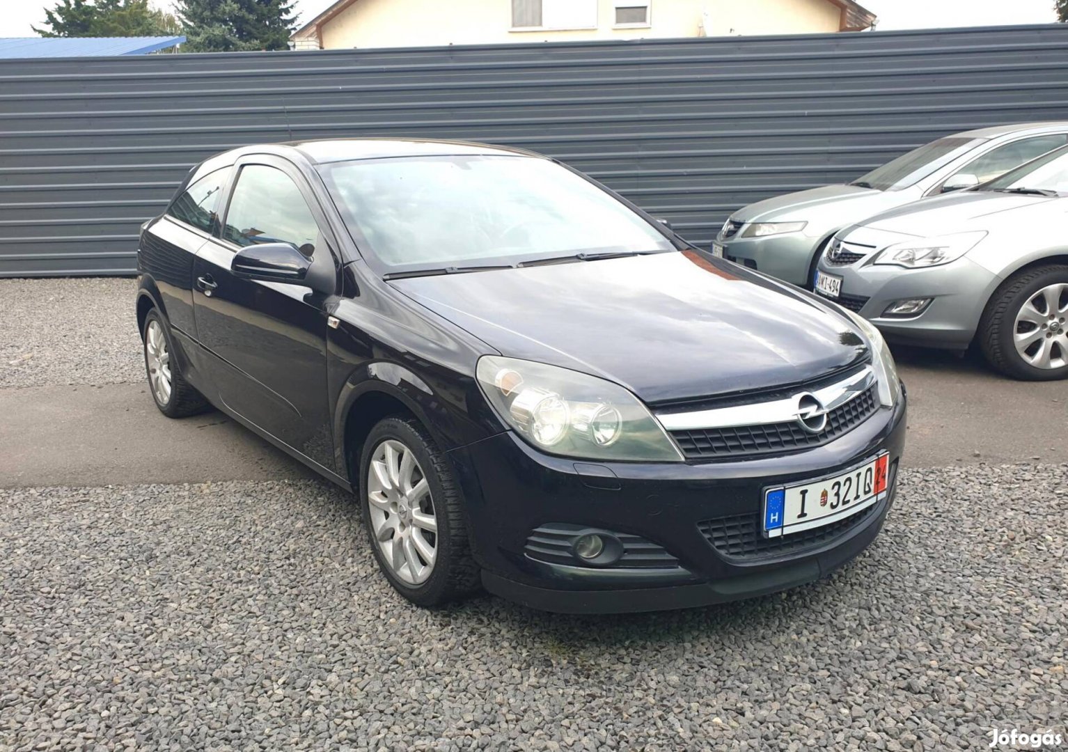 Opel Astra H 1.6 GTC Sport Friss műszaki