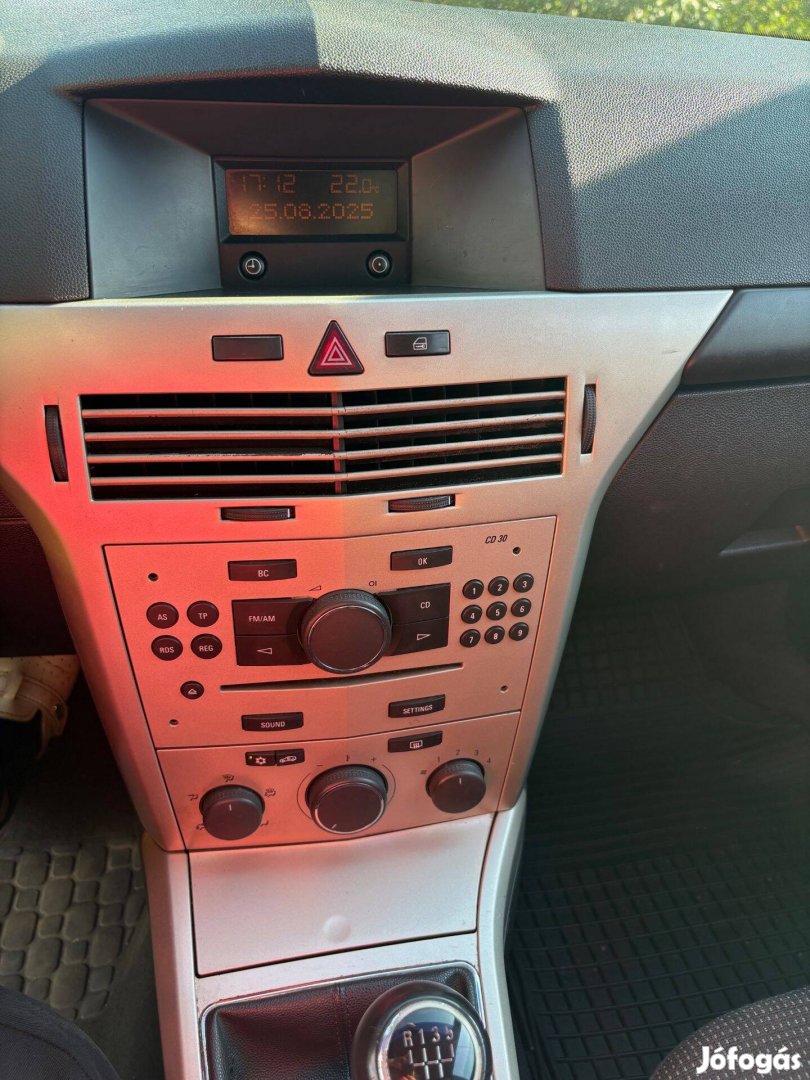 Opel Astra H