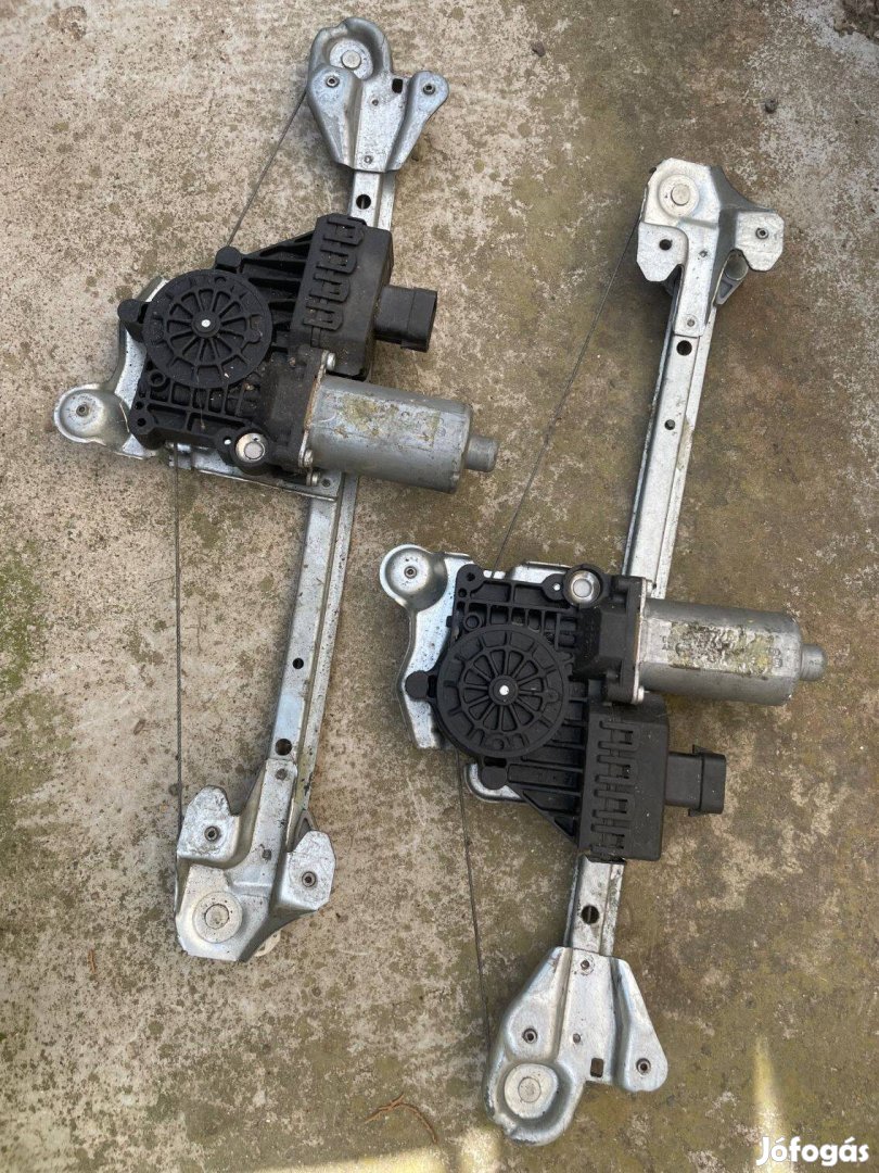Opel Astra H Ablakemelő motor első -hátsó /Ablaktörlő motor első-hátsó