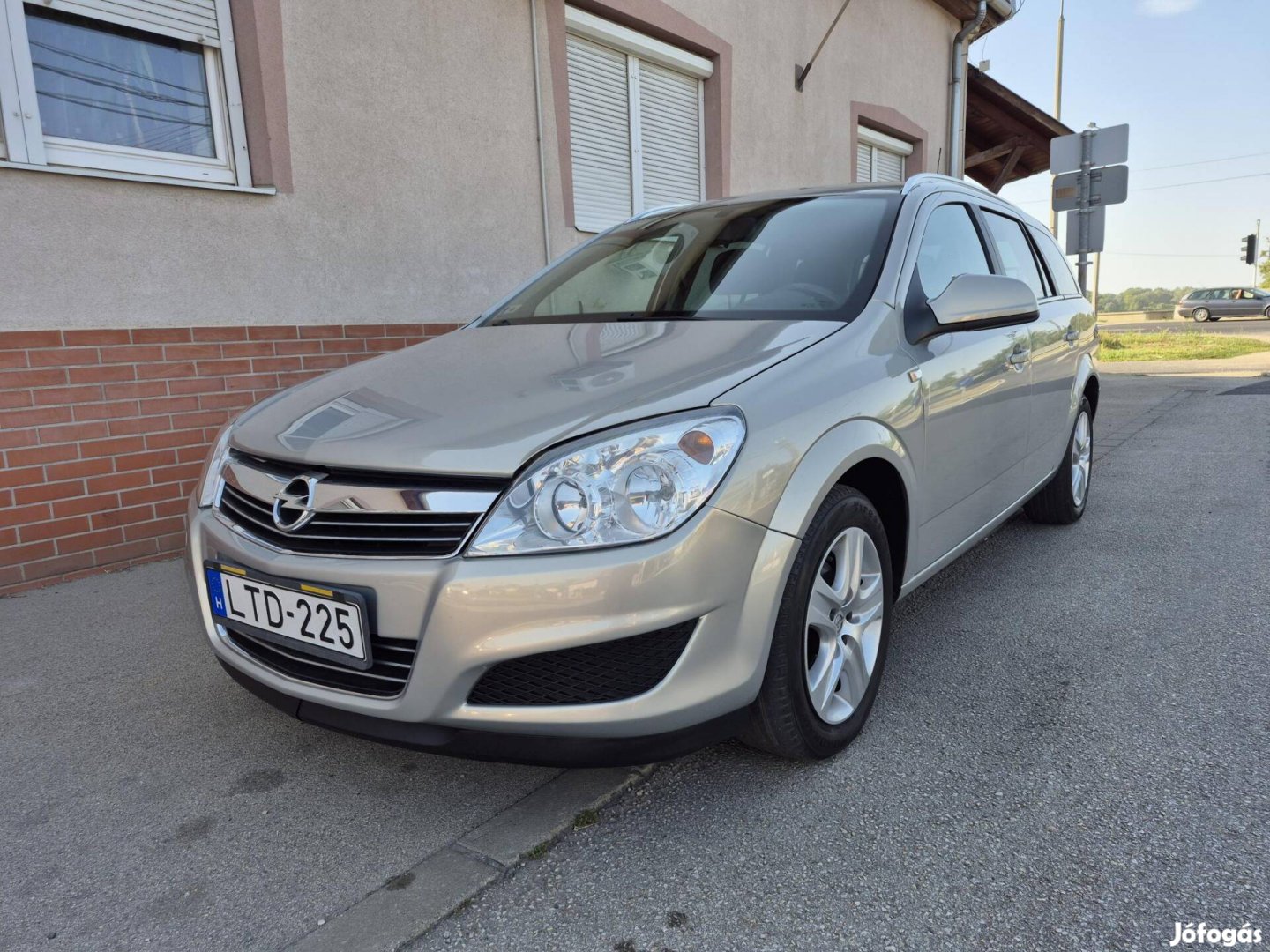 Opel Astra H Caravan 1.4 Enjoy Magyarországi/ma...