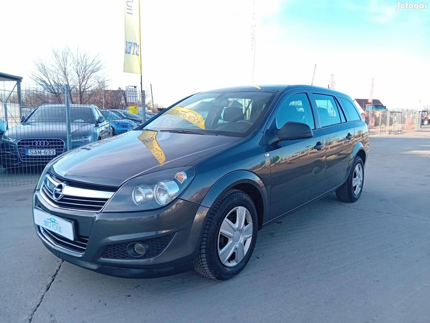 Opel Astra H Caravan 1.6 Classic III Végig SZER...