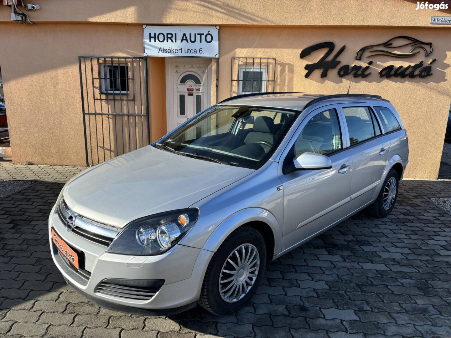 Opel Astra H Caravan 1.6 Edition Szervizkönyv!