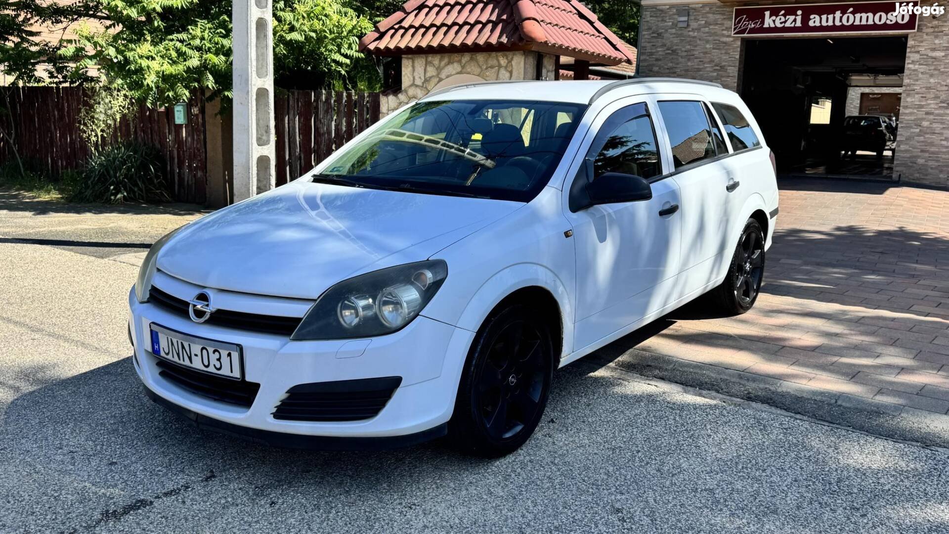 Opel Astra H Caravan 1.6 Elegance Téli-nyári ke...
