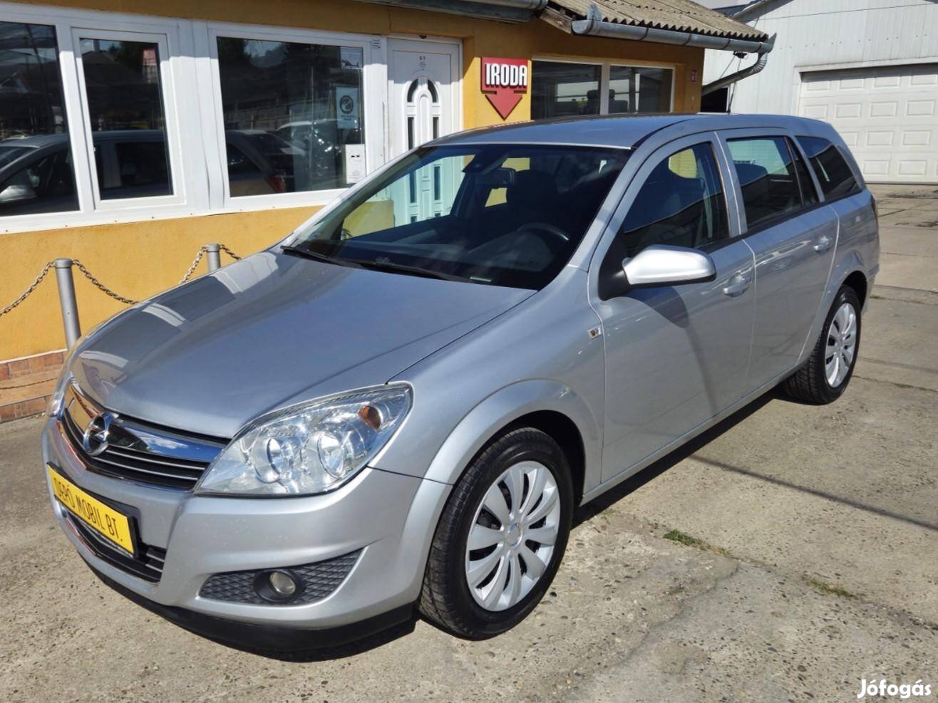 Opel Astra H Caravan 1.6 Enjoy