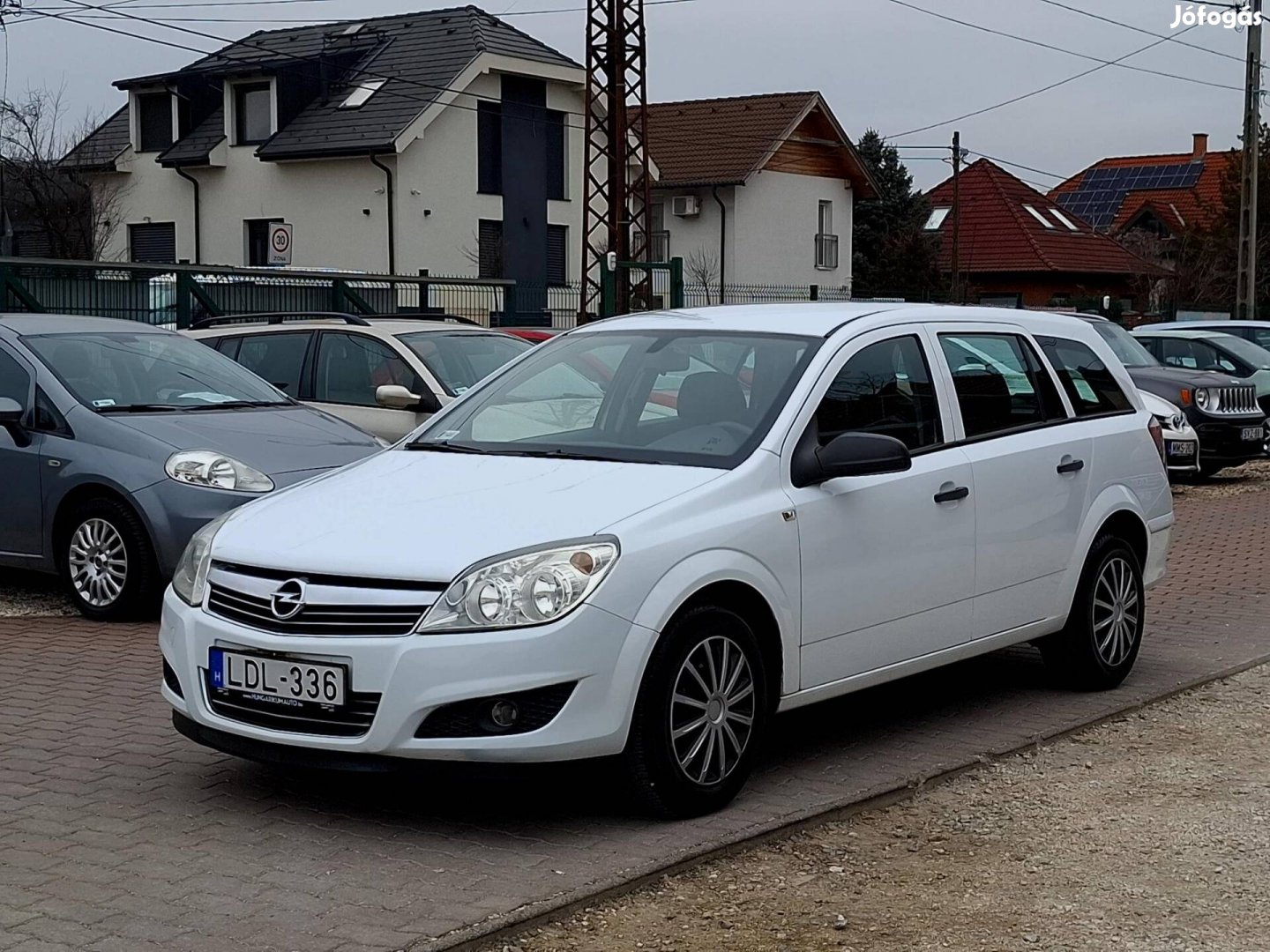 Opel Astra H Caravan 1.6 Essentia Magyarországi...