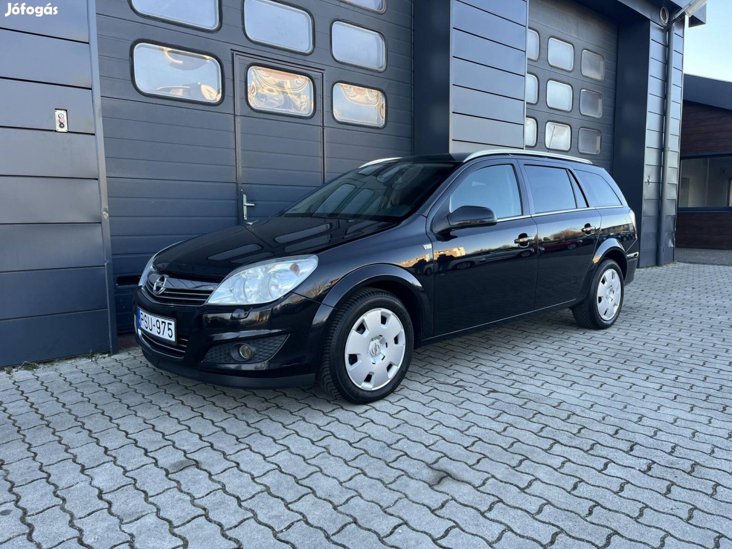 Opel Astra H Caravan 1.6 Essentia Szervizelt /...