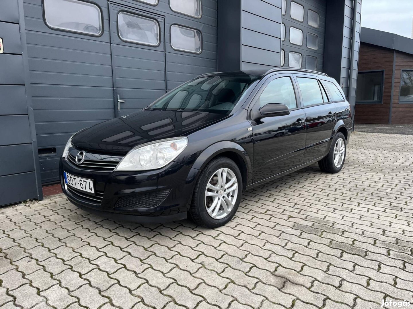 Opel Astra H Caravan 1.7 CDTI Essentia Szervizk...