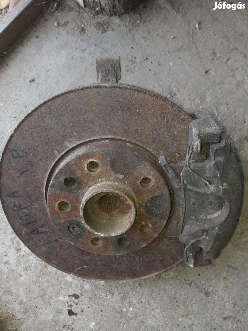 Opel Astra H Jobb Első Csonkállvány Kerékaggyal Féknyereg