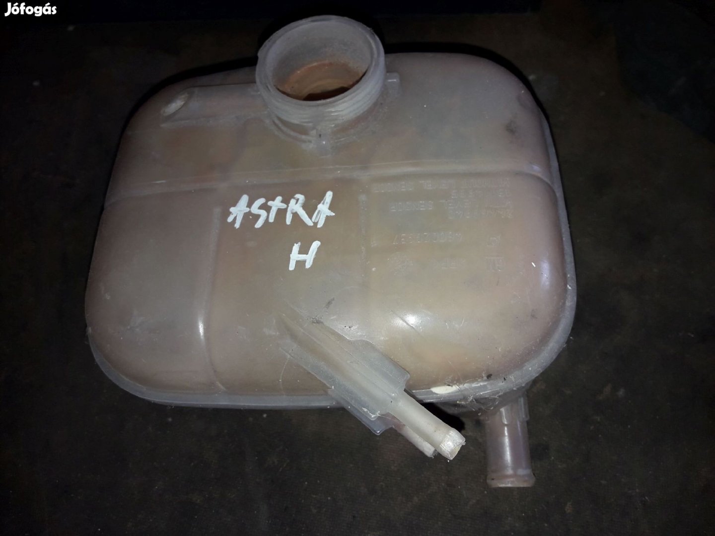 Opel Astra H Kiegyenlítő Tartály