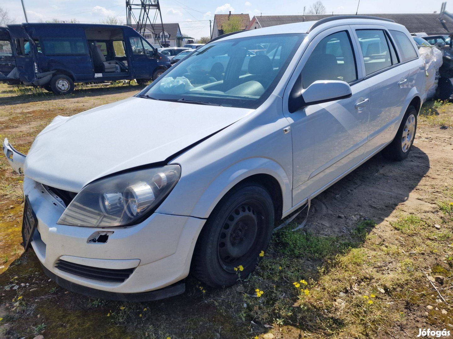 Opel Astra H Kombi Caravan Z17DTH Fehér Lökhárító Csomagtérajtó Lámpa