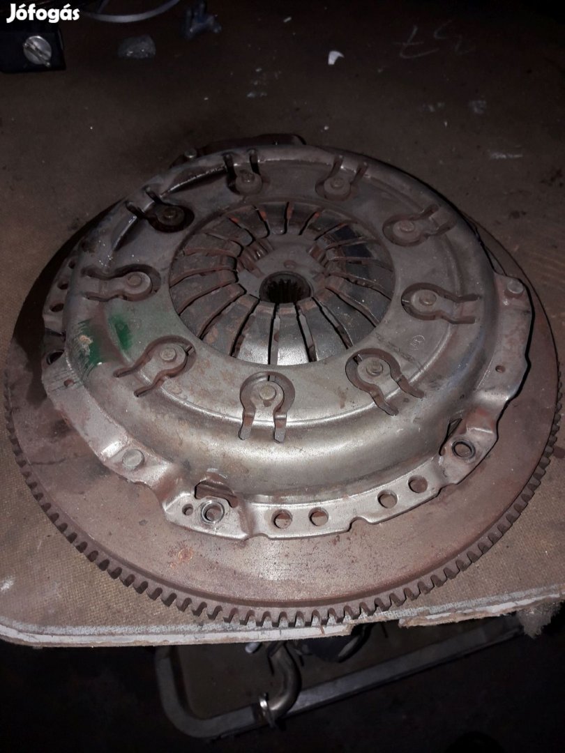 Opel Astra H Kuplung Szett Egytömegű Lendkerék