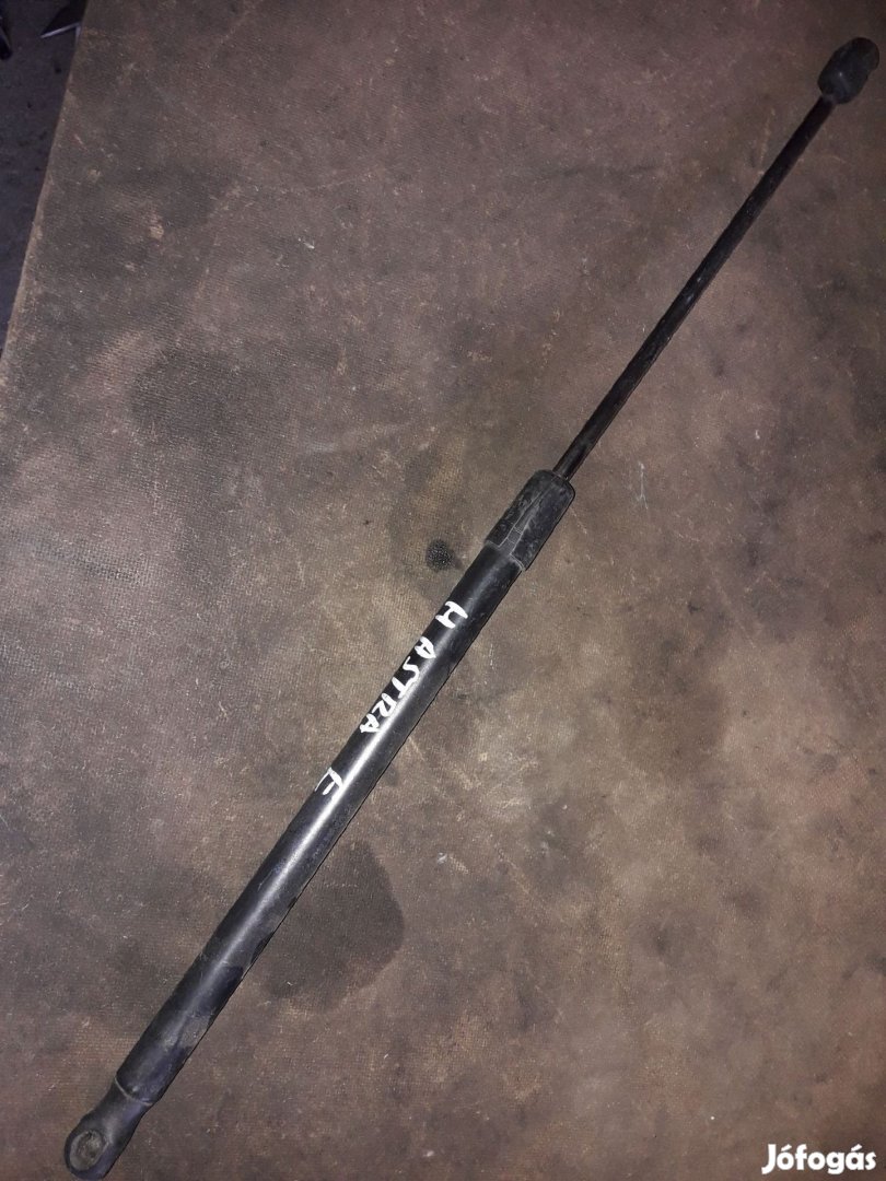 Opel Astra H Motorháztető Teleszkóp