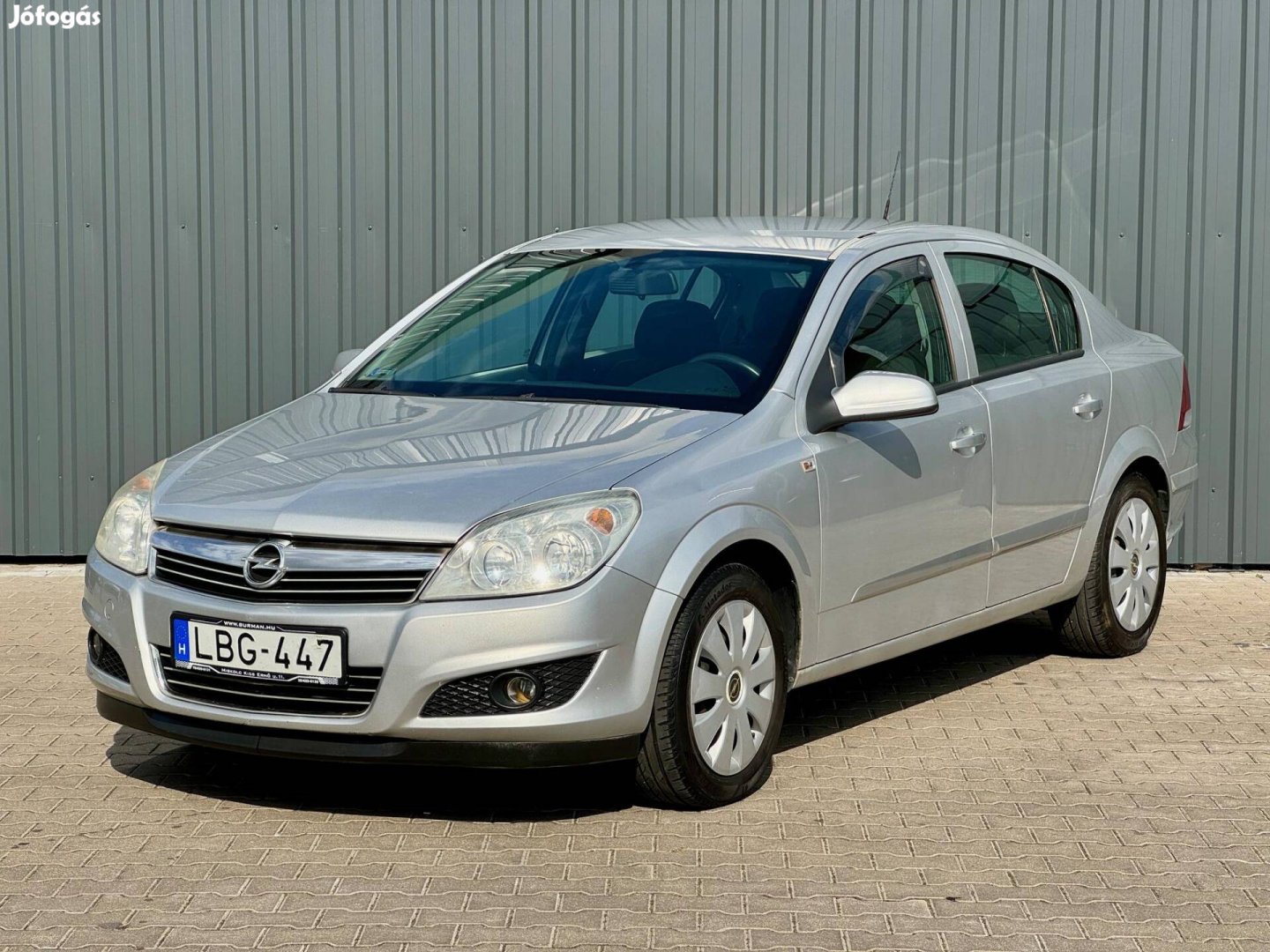 Opel Astra H Sedan 1.6 Cosmo