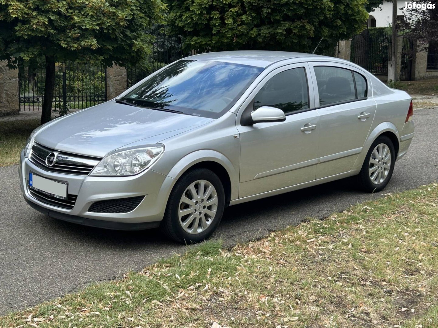 Opel Astra H Sedan 1.6 Enjoy Megkimélt állapotb...