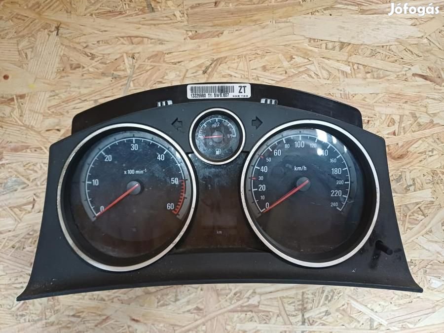 Opel Astra H (2004-2009) 1.9Cdti Diesel Kilométeróra
