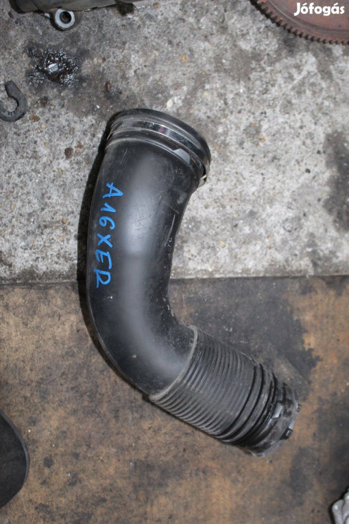 Opel Astra H (2004 - 2011) A16XER légbeömlő cső 13254589